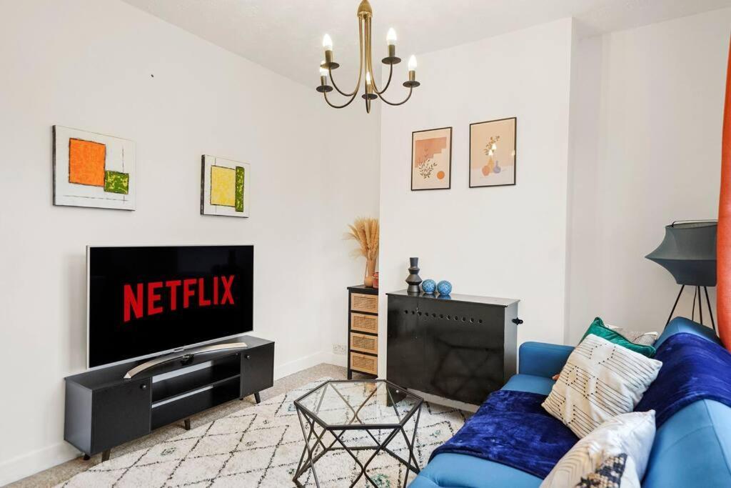 Aesthetic Cambridge Cottage Sleeps 5! Εξωτερικό φωτογραφία